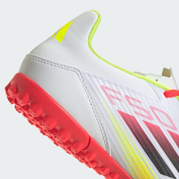 Crampons Adidas F50 Club Turf Stabilisés 2025 Blanc - Image 9
