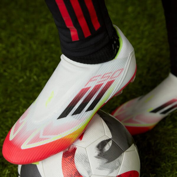 Crampons Adidas F50 League FG/MG LL Blanc - Image 3