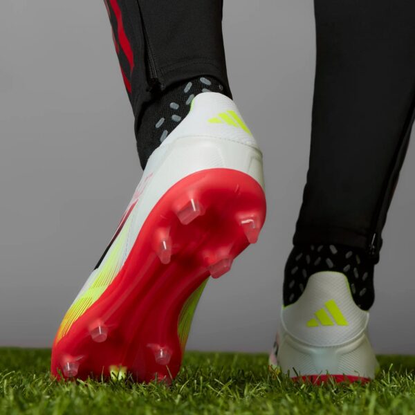 Crampons Adidas F50 League FG/MG LL Blanc - Image 5