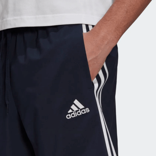 Short Adidas Aeroeady Essentials Chelsea 3-Bandes Bleu Marine - Image 3